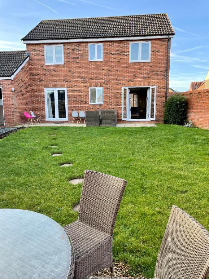 Stunning Large Detached Gloucester, 4 Beds, 3 Bedroom, 2 Bathroom Property, Nr Chelt, The Docks And Quays Sleeps 6 المظهر الخارجي الصورة